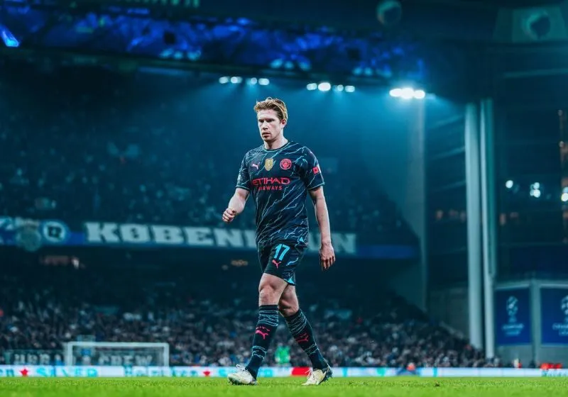 kevin-de-bruyne-thuan-chan-nao-1