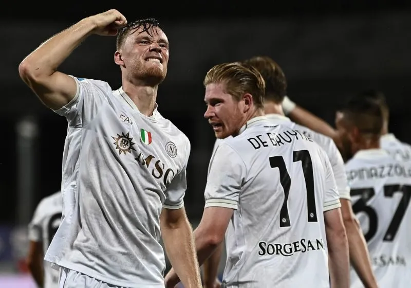 De Bruyne mở điểm giúp Napoli thắng Fiorentina