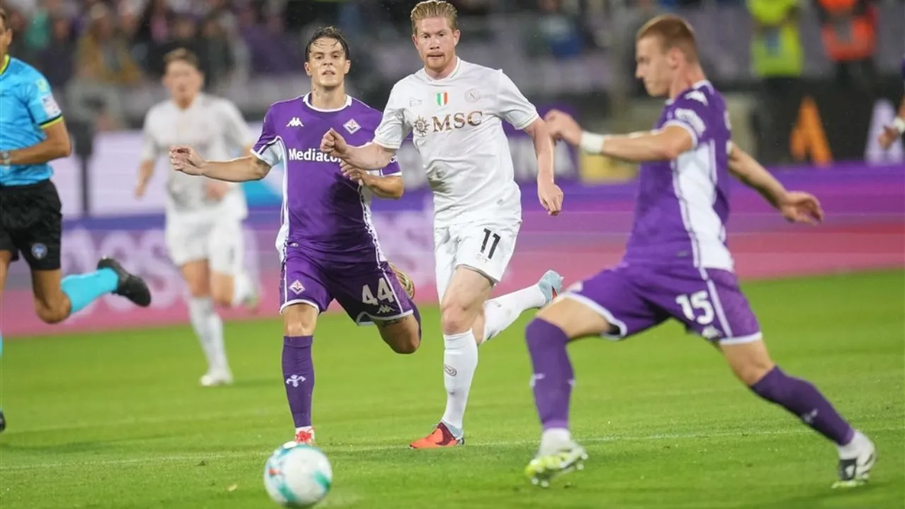De Bruyne mở điểm giúp Napoli thắng Fiorentina